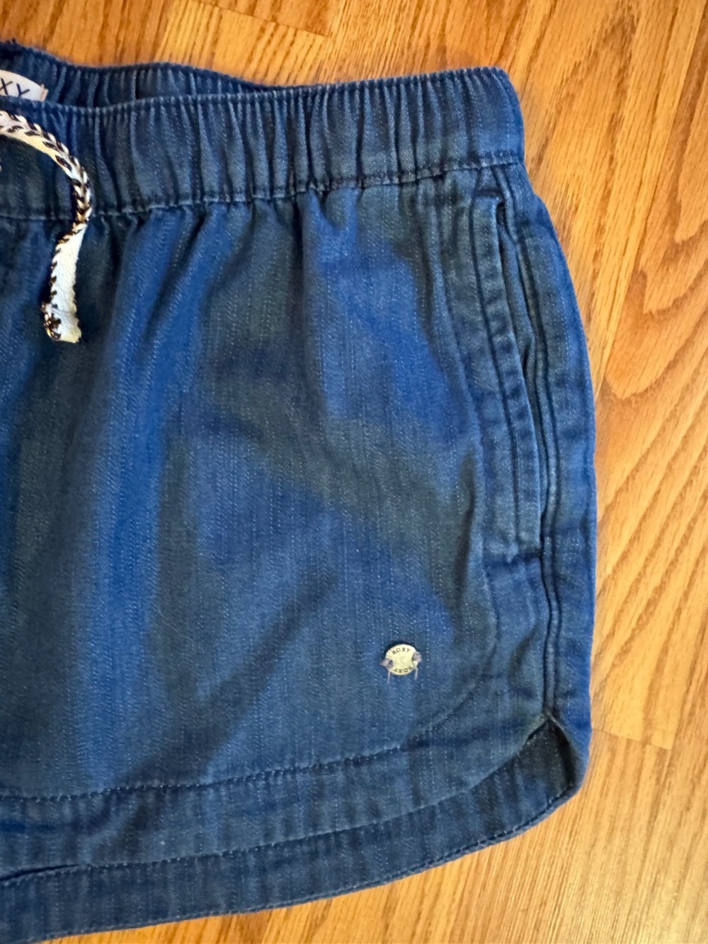 NWOT Roxy Denim Drawstring shorts - Picture 3 of 9